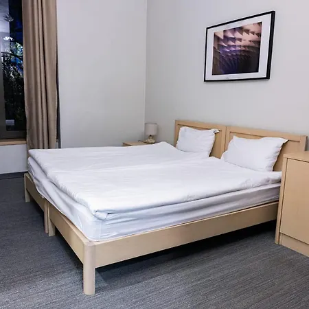 Zaliasis Slenis - Self Check-in - Free Parking 3* Aukstkiemiai